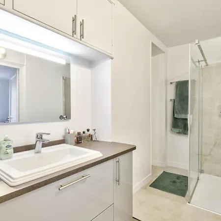 Apartment Spacious For 4 At Louvre-tuileries Paris